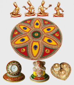 Handicrafts & Decoratives